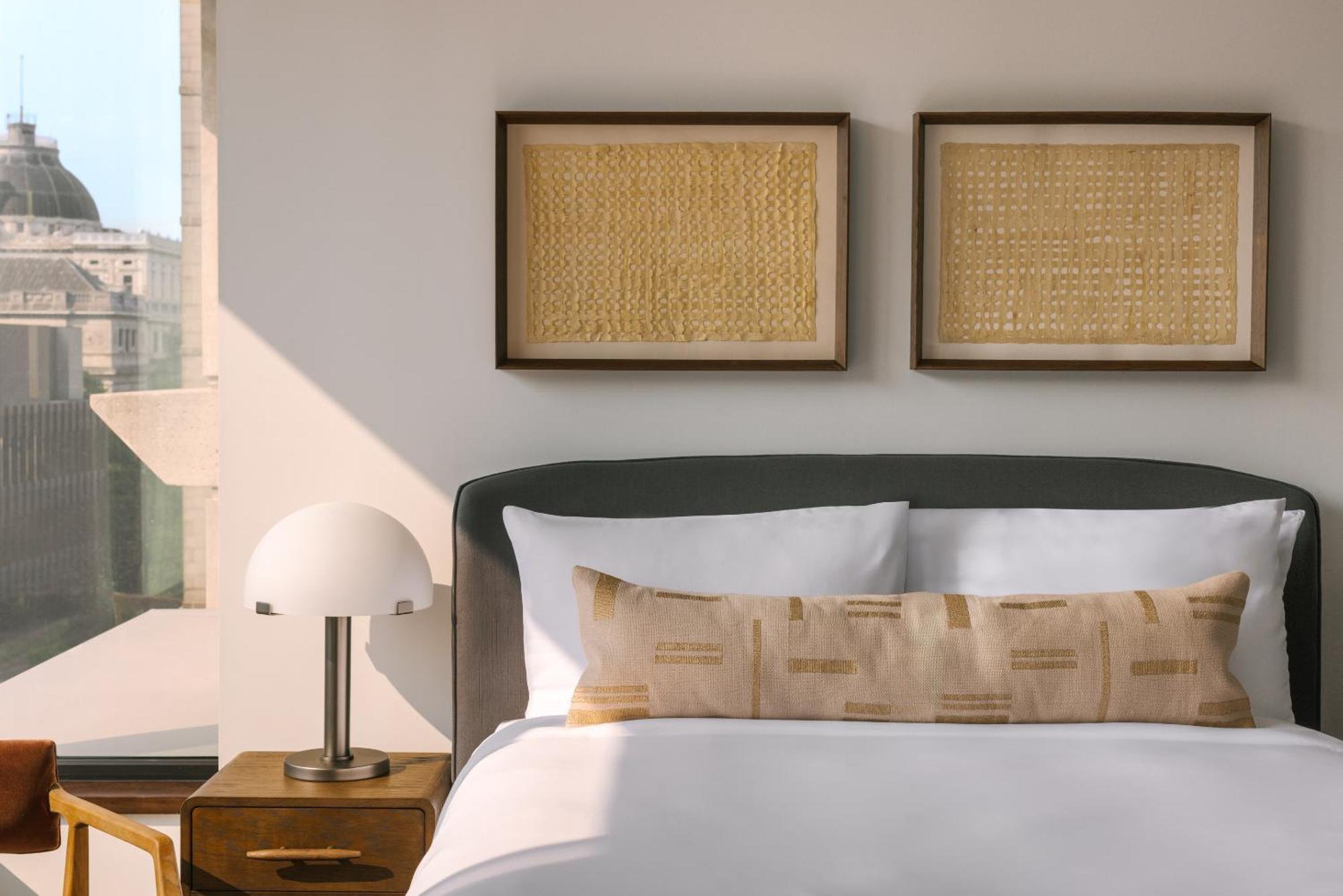 Sonder Lambert Aparthotel Montreal Exterior photo