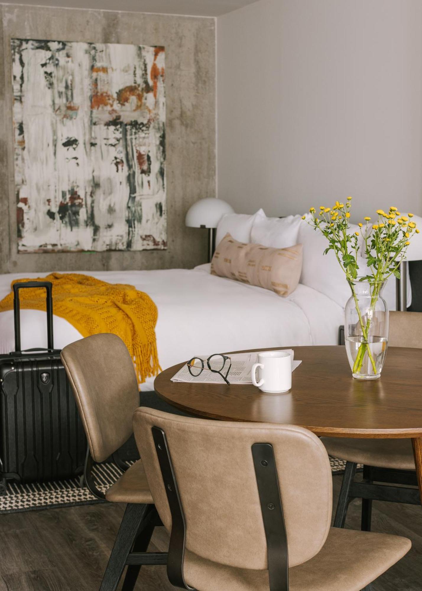 Sonder Lambert Aparthotel Montreal Exterior photo